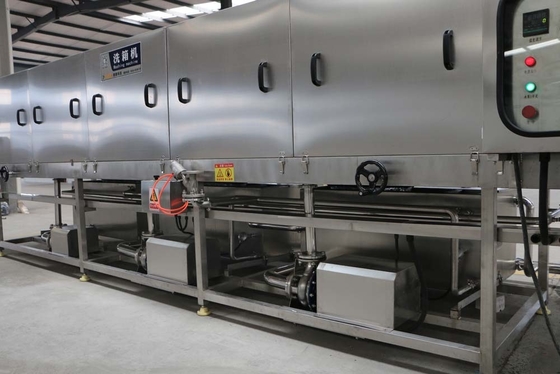 Industriële wasmachine voor de continue reiniging van polypropyleen/roestvrijstalen containers