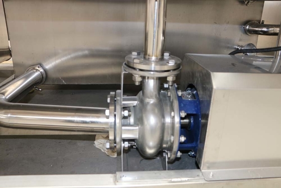 Industriële wasmachine voor de continue reiniging van polypropyleen/roestvrijstalen containers
