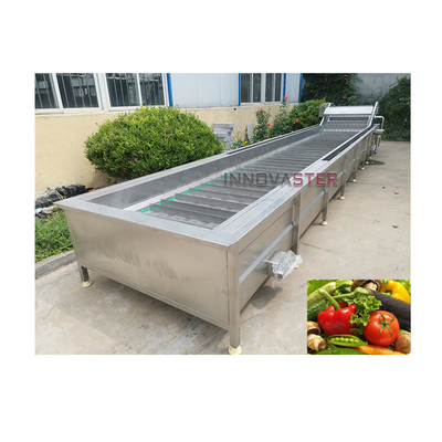 Zilveren luchtbelwasmachine voor groenten en fruit in het water met een capaciteit van 512 kg