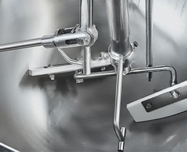 Machine voor het maken van industriële saus met een meerdere roermachine en gasverwarming