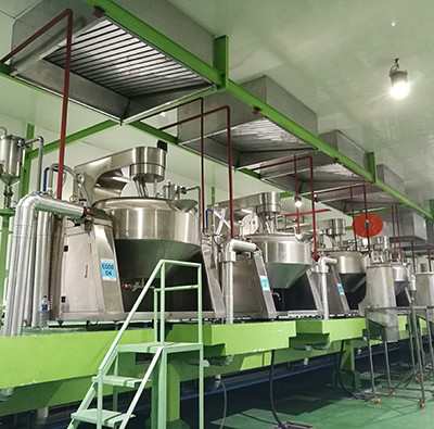 Kookketel met agitatormixer en 400 kg roestvrij staal